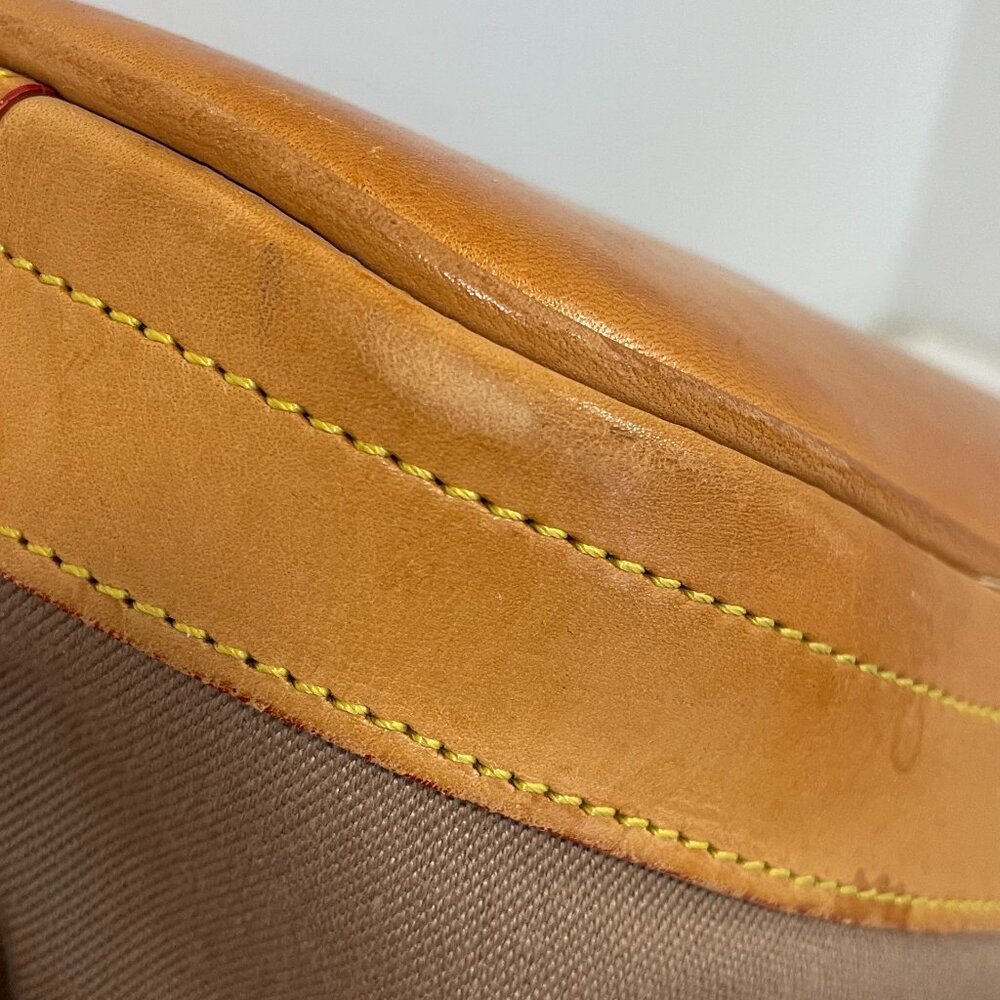 Dooney & Bourke Vintage CABRIOLET Dome Satchel/Crossbody Tan Canvas & Leather - Picture 15 of 16